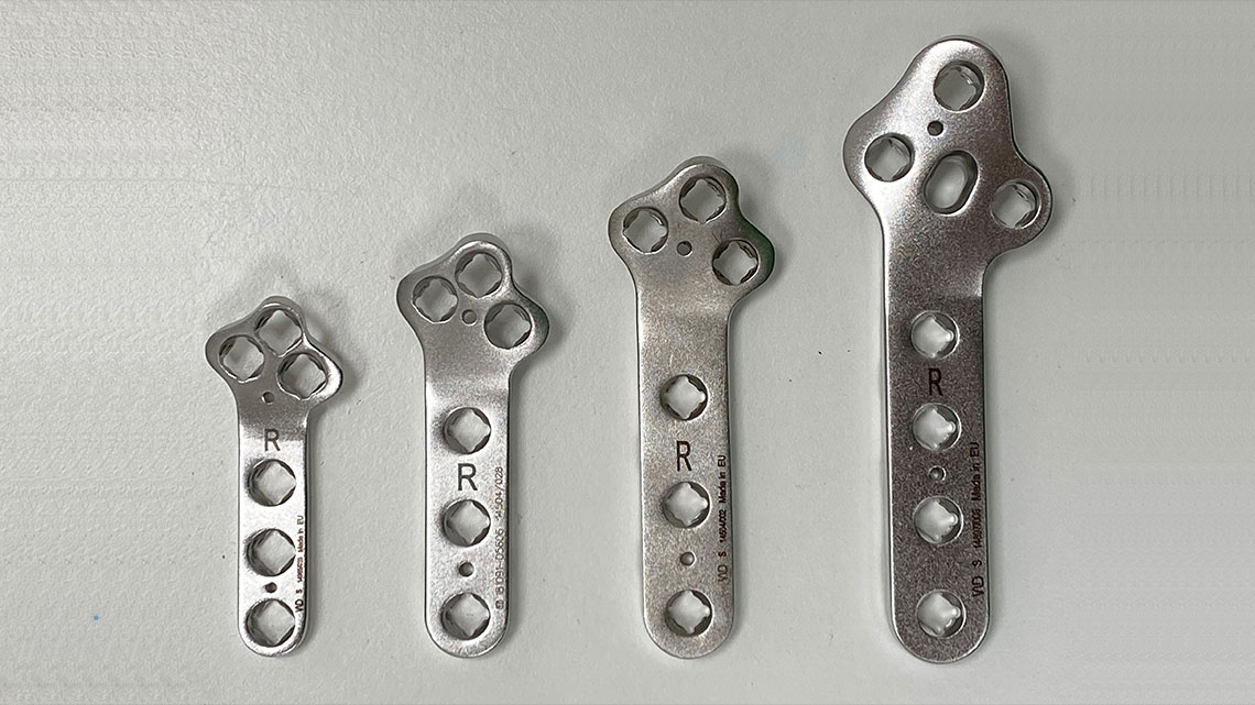 The NEW precontoured polyaxial locking TPLO plate family